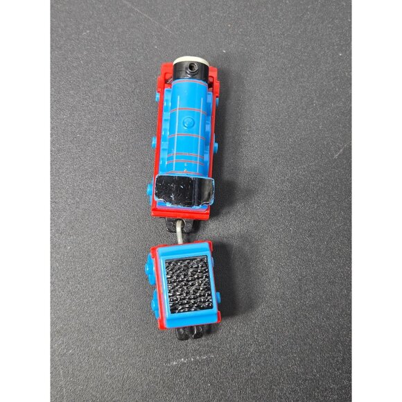 2018 Thomas & Friends Gordon Train Tank Engine with Coal Car Pull Along Toy - Picture 9 of 11